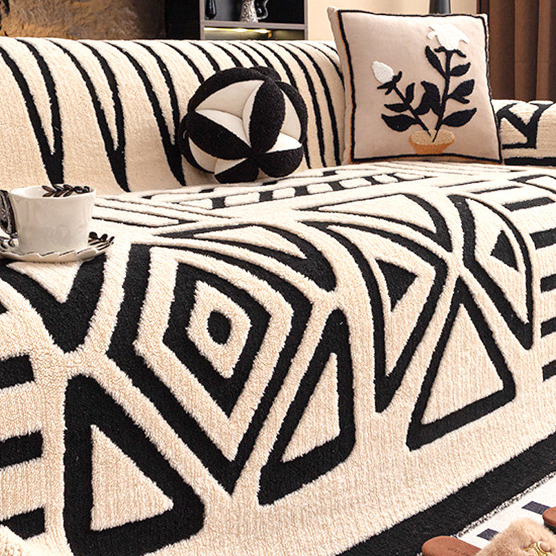 ✨Soft, non-slip plush sofa cover